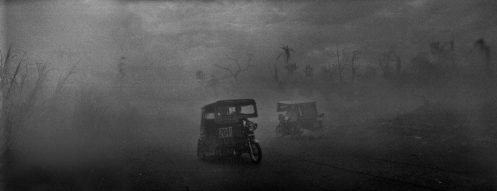 Signos_15VeejayVillafranc_720x720